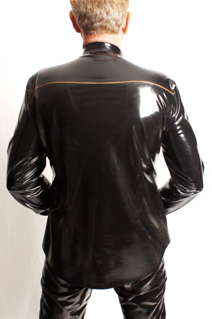 Latex Langarmhemd mit Druckknofleiste